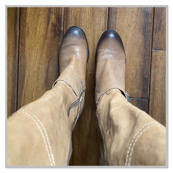 VINCE CAMUTO Finella Tall Leather Boot - Picture 12 of 15